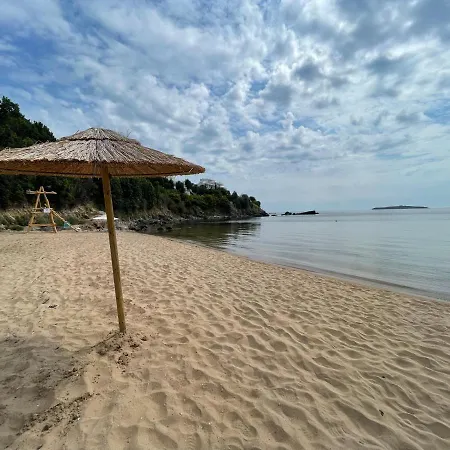 Provence Deluxe In Atia